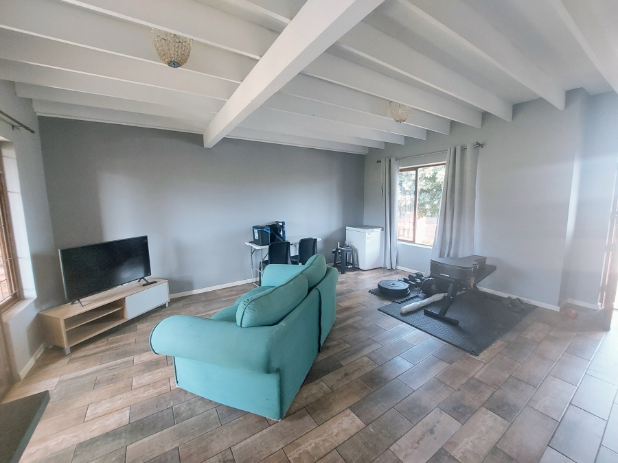 3 Bedroom Property for Sale in Heatherlands Western Cape